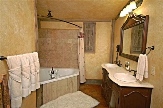 Country Inn Cottages Fredericksburg Ngoại thất bức ảnh