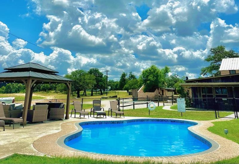 Country Inn Cottages Fredericksburg Ngoại thất bức ảnh