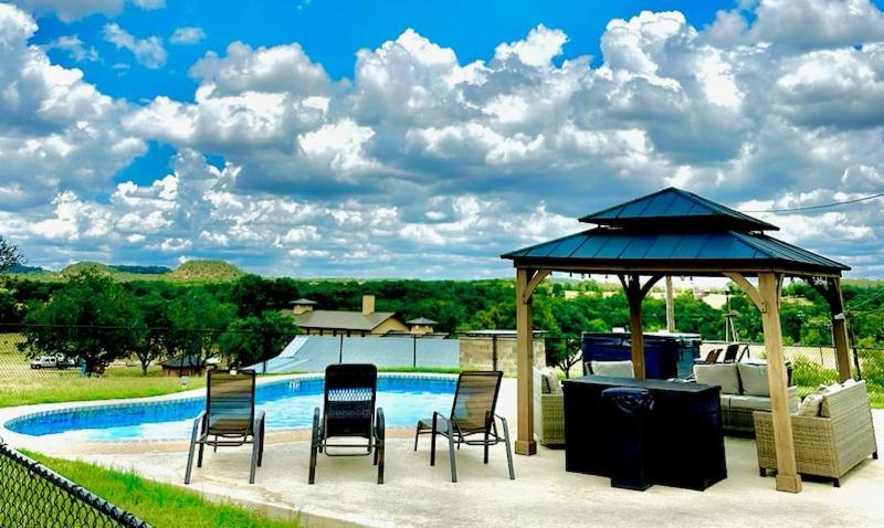 Country Inn Cottages Fredericksburg Ngoại thất bức ảnh