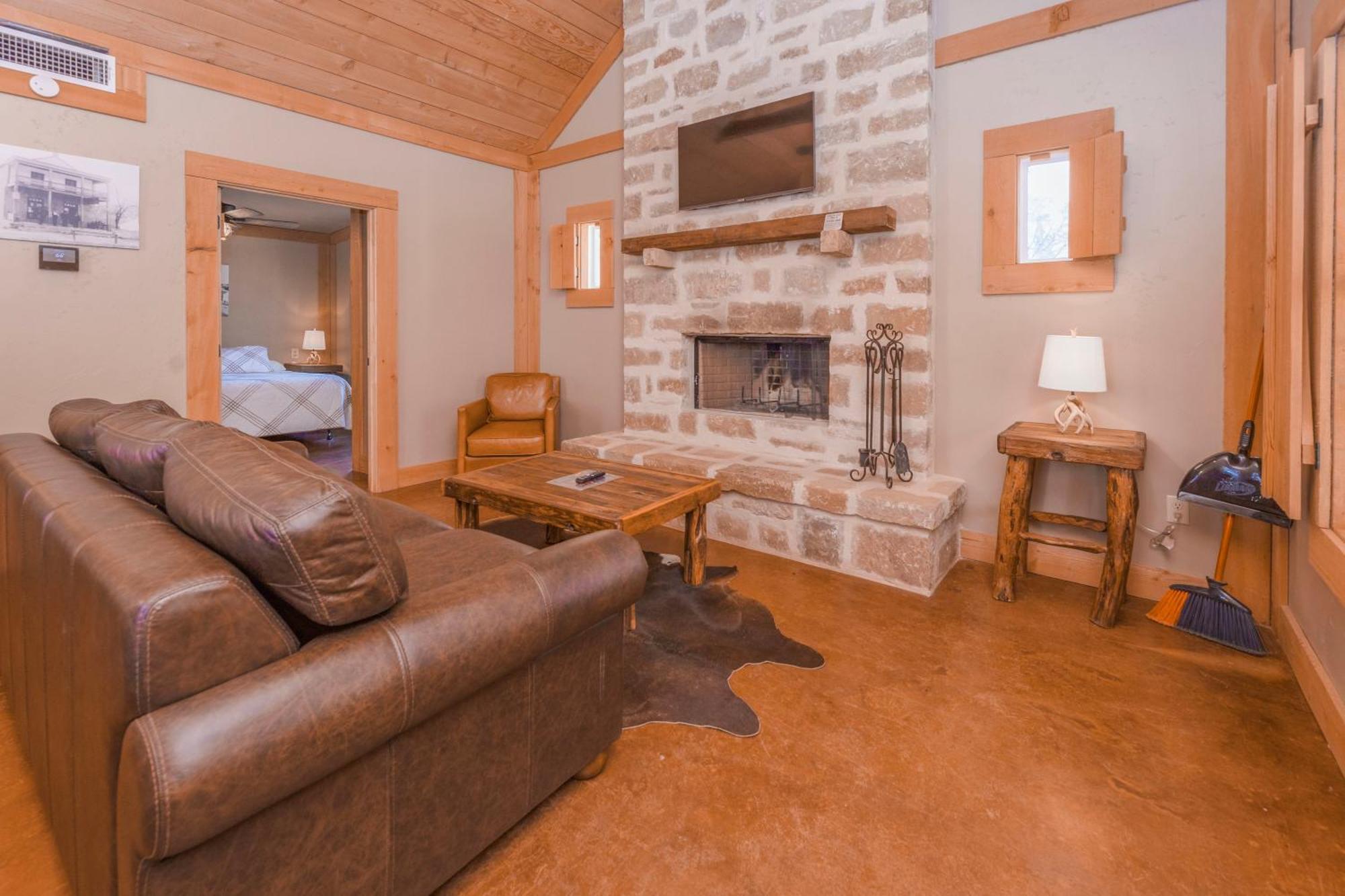Country Inn Cottages Fredericksburg Ngoại thất bức ảnh