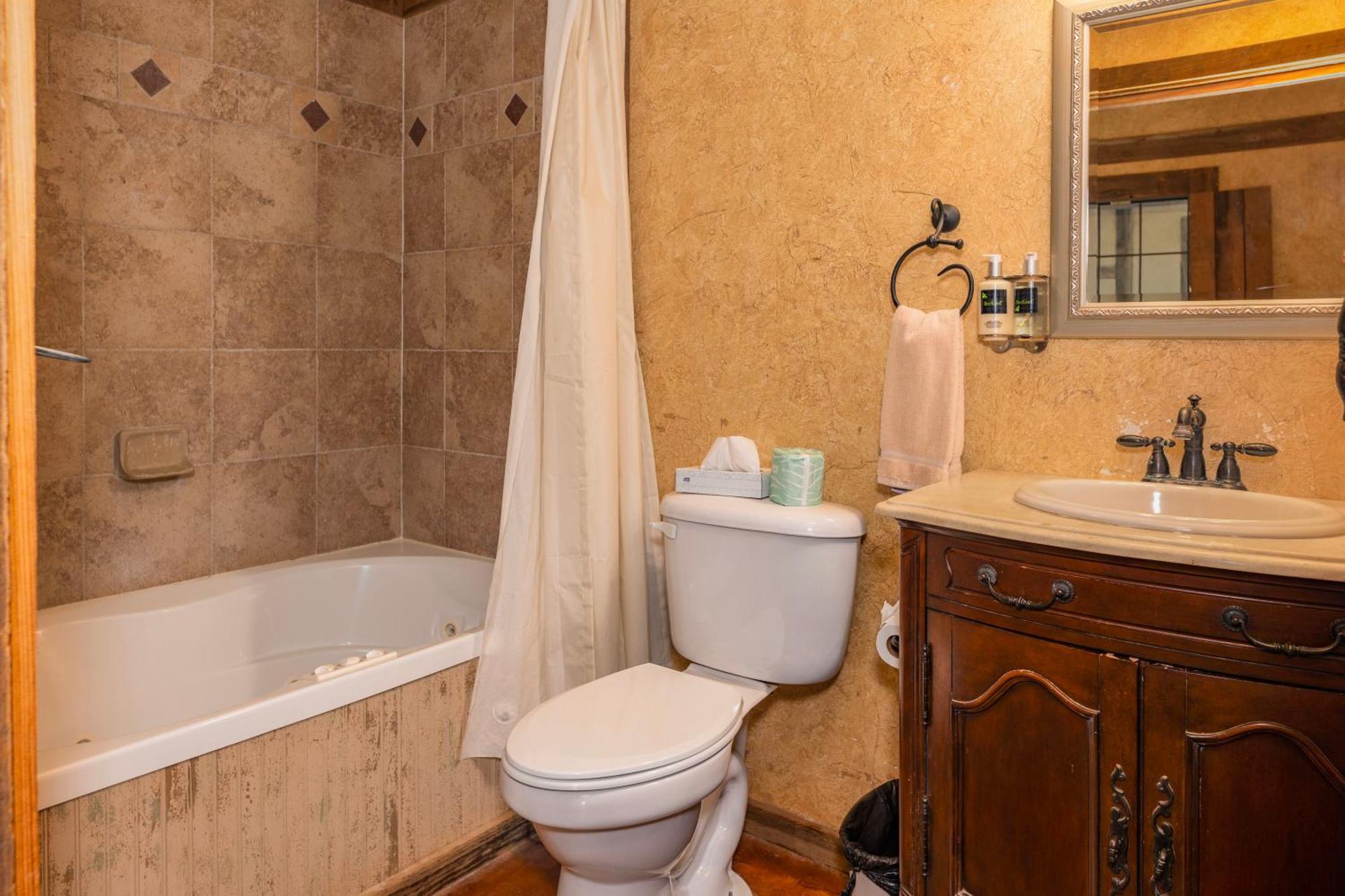 Country Inn Cottages Fredericksburg Ngoại thất bức ảnh